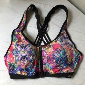 VSX front close sports bra